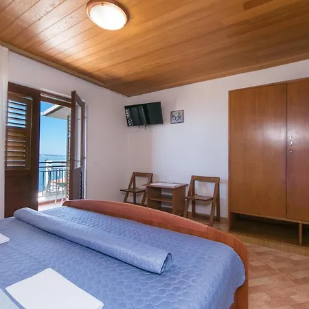 2752b Apartment Brela