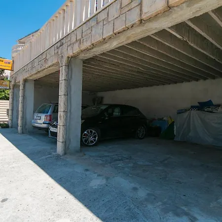 2752b Apartamento Brela
